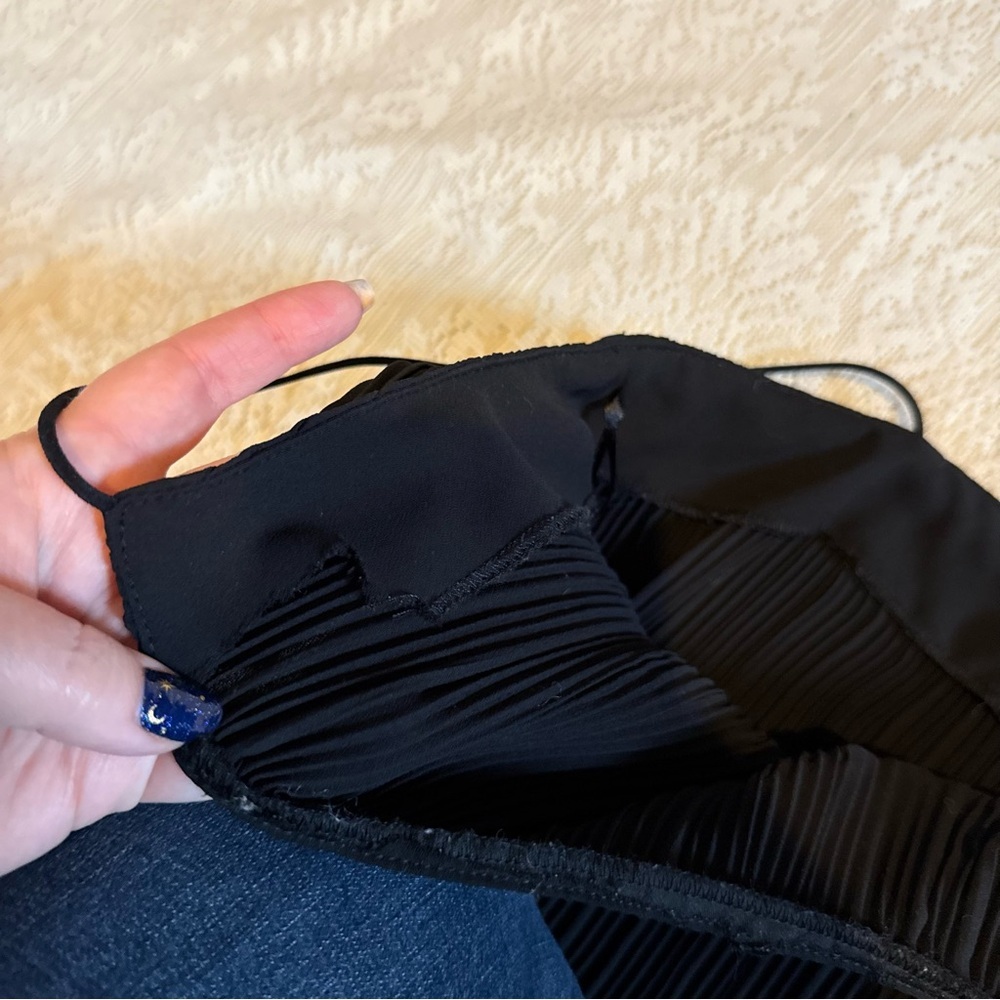 Good American plisé midi slip dress - Picture 4 of 9